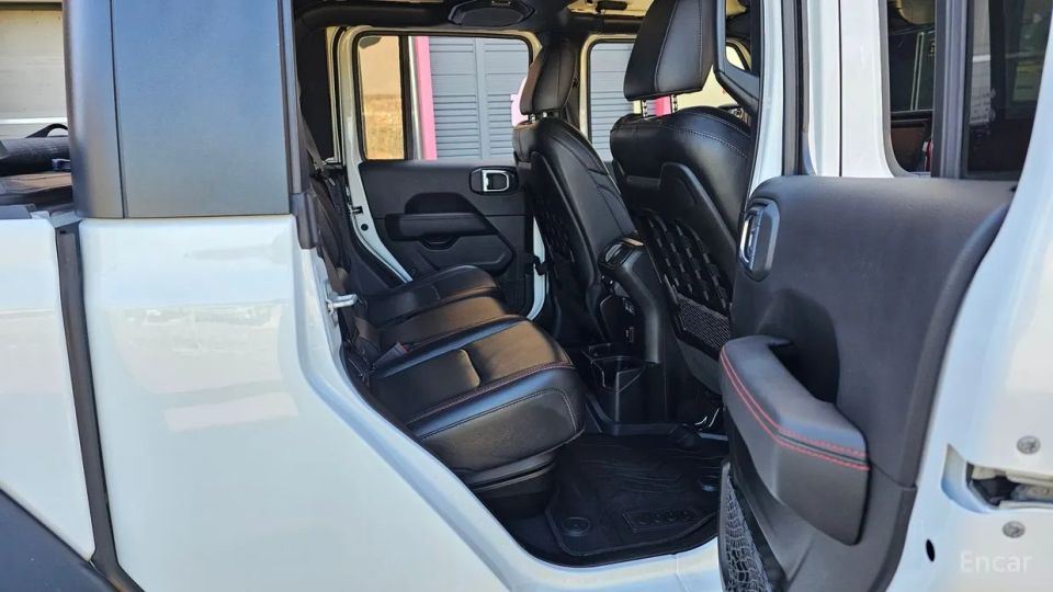 Jeep gladiator
