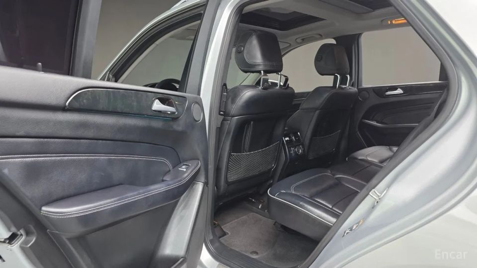 Mercedes-Benz M-class