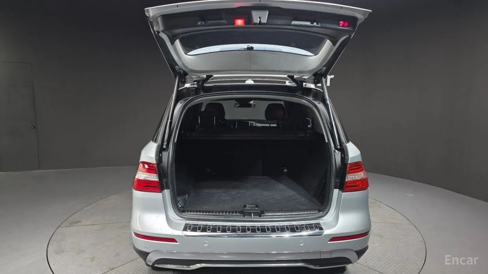 Mercedes-Benz M-class