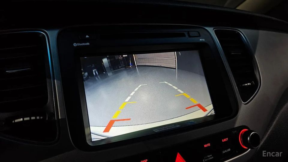 Kia Carens