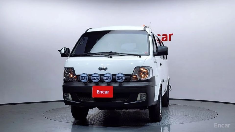 Kia Bongo III Minibus