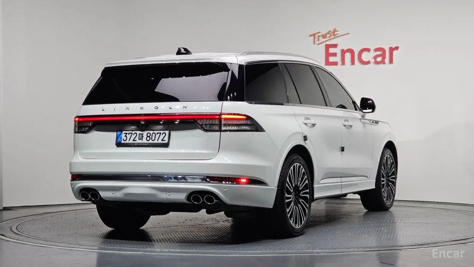 Lincoln Aviator