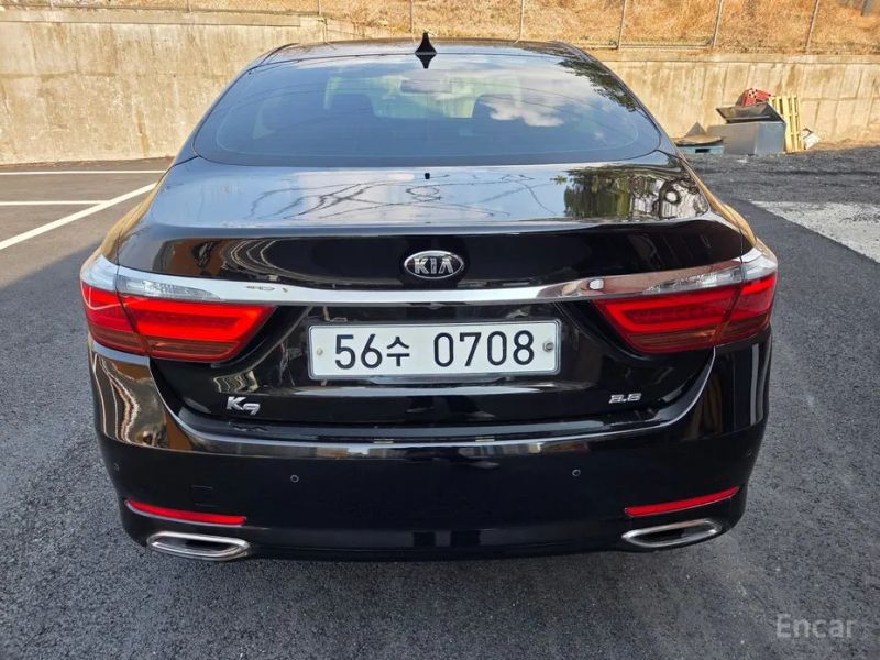 Kia K9