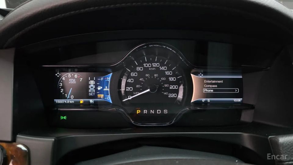 Lincoln MKS