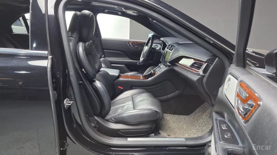 Lincoln Continental