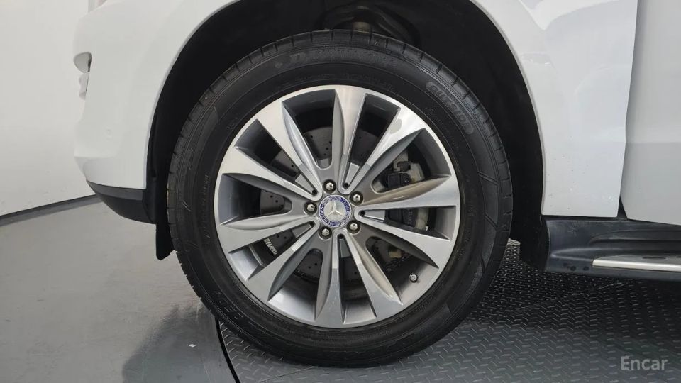 Mercedes-Benz GL-Class