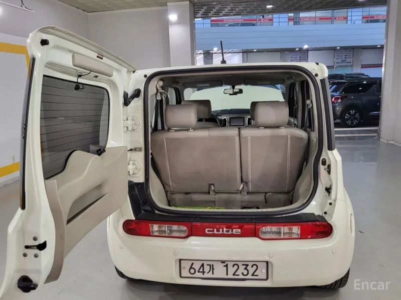 Nissan Cube
