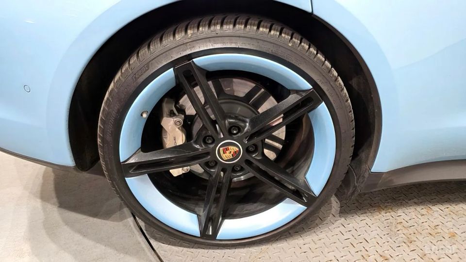 Porsche Taycan