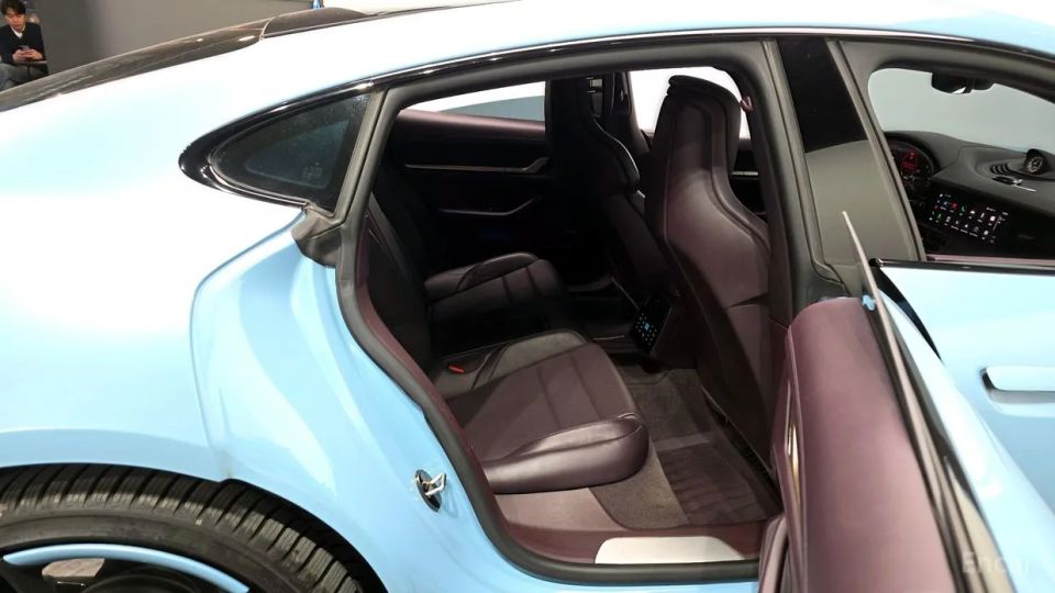 Porsche Taycan