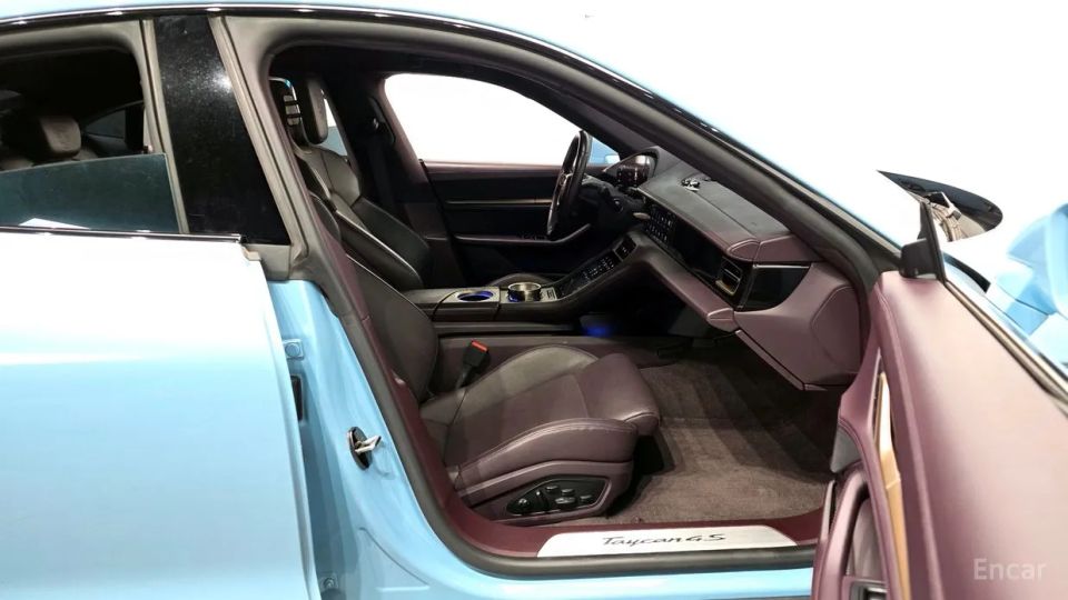Porsche Taycan