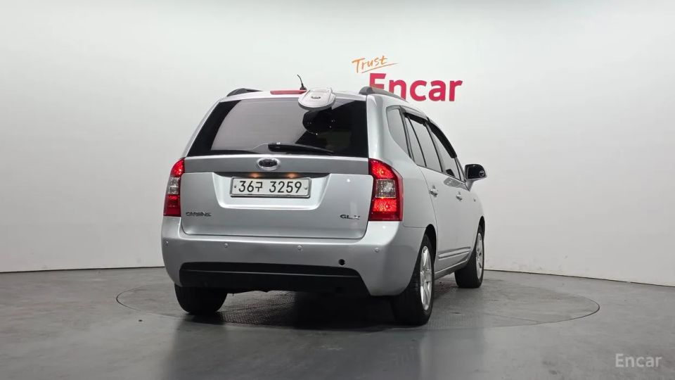 Kia Carens