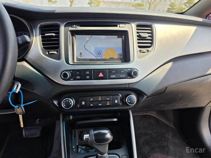 Kia Carens