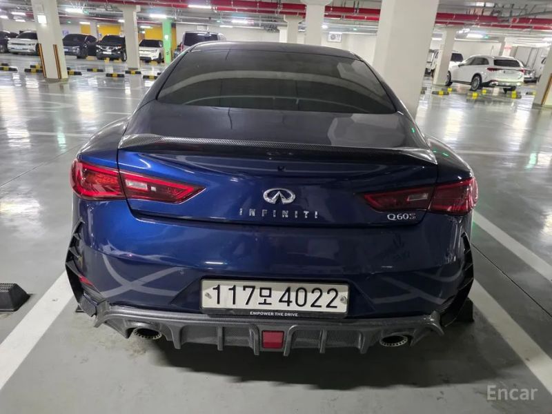 Infiniti Q60
