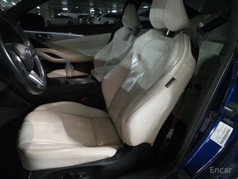 Infiniti Q60