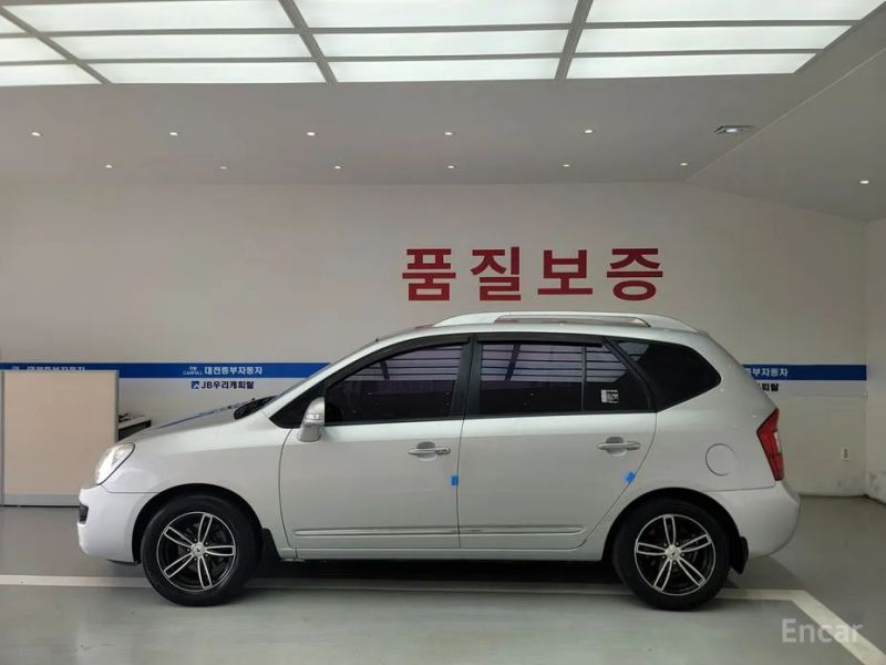 Kia Carens