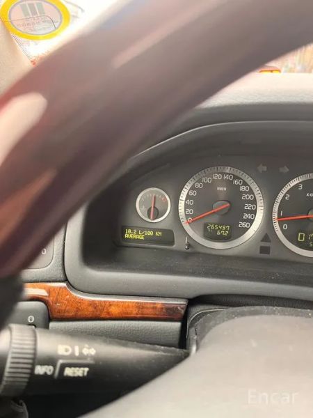 Volvo S80