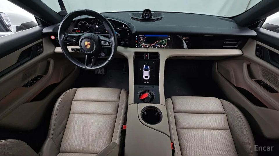 Porsche Taycan