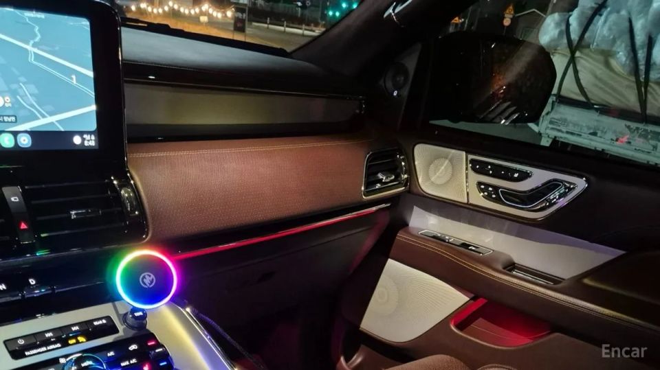 Lincoln Navigator