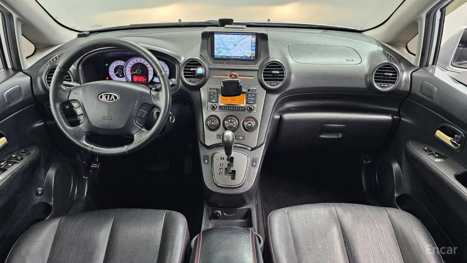 Kia Carens