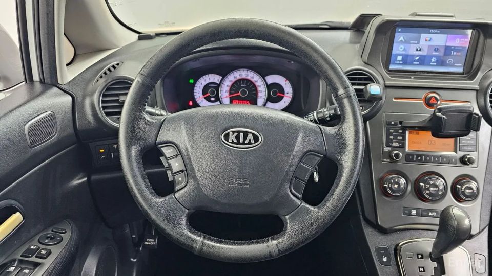 Kia Carens