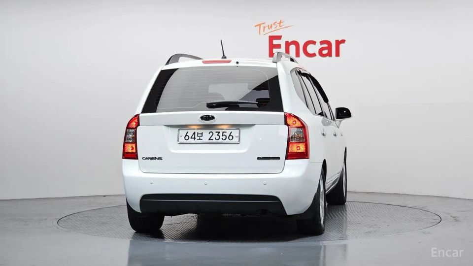 Kia Carens