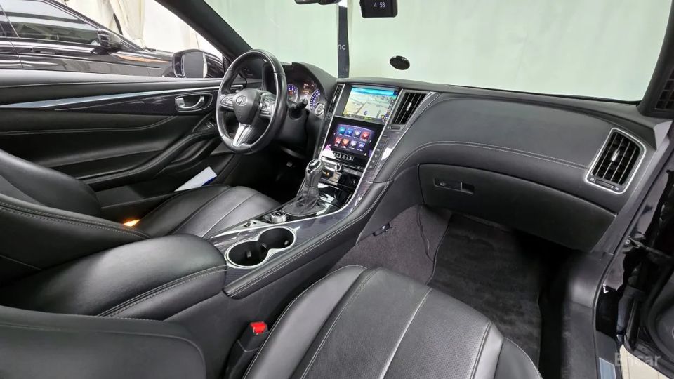 Infiniti Q60