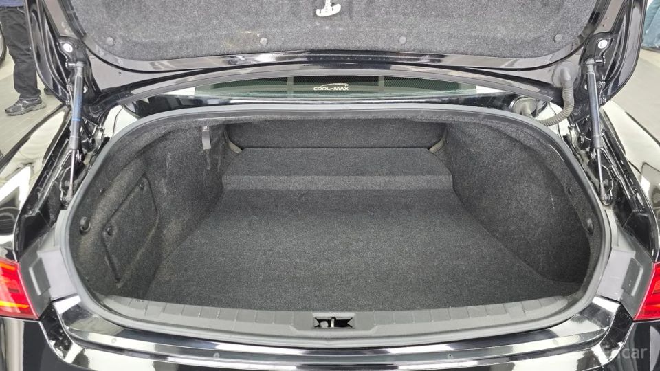 Infiniti Q60