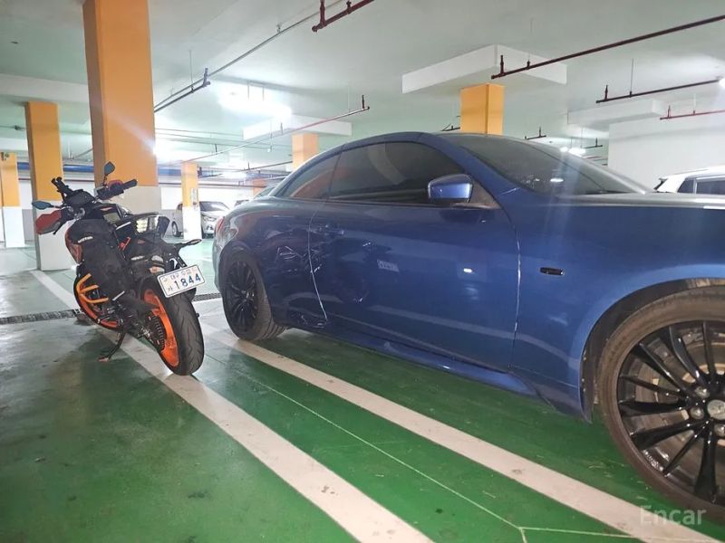 Infiniti G