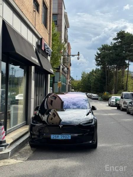 Tesla model-x
