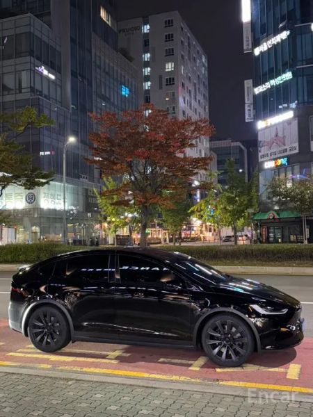 Tesla model-x