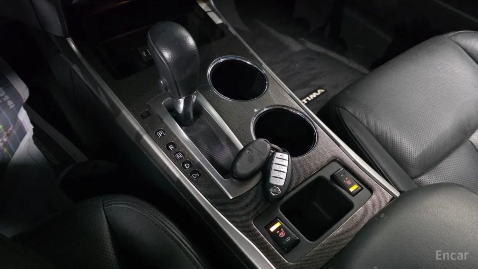 Nissan altima