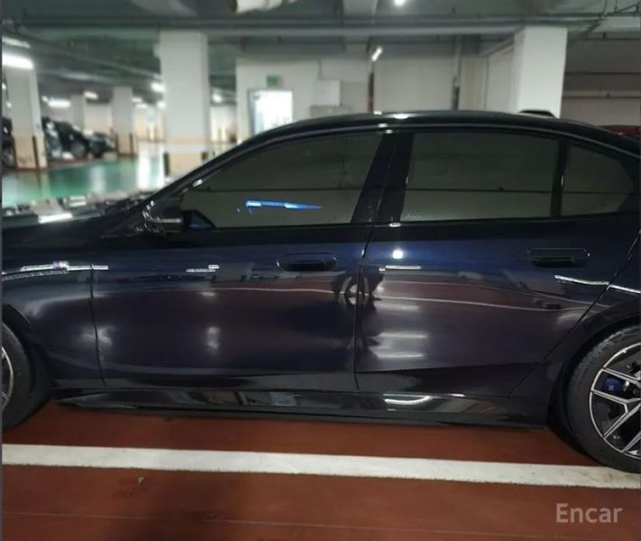 BMW i5