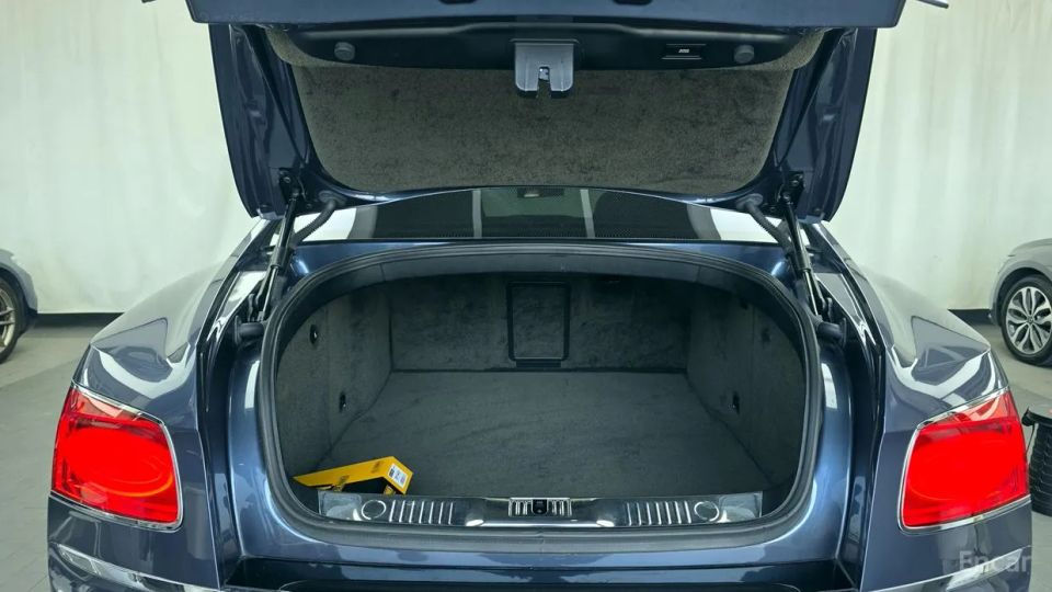 Bentley Flying Spur