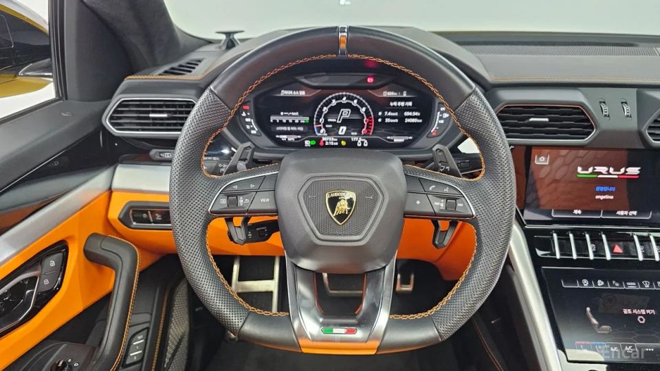Lamborghini urus