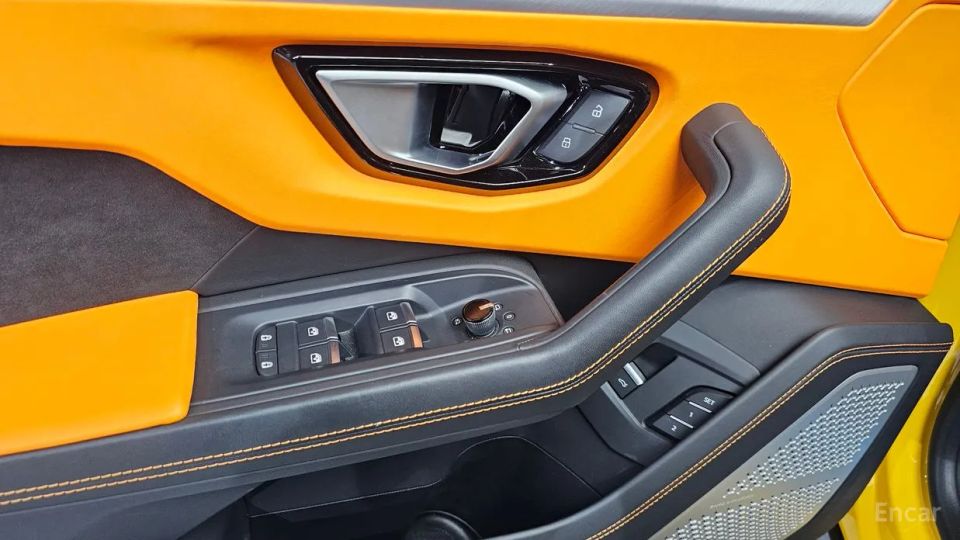 Lamborghini urus