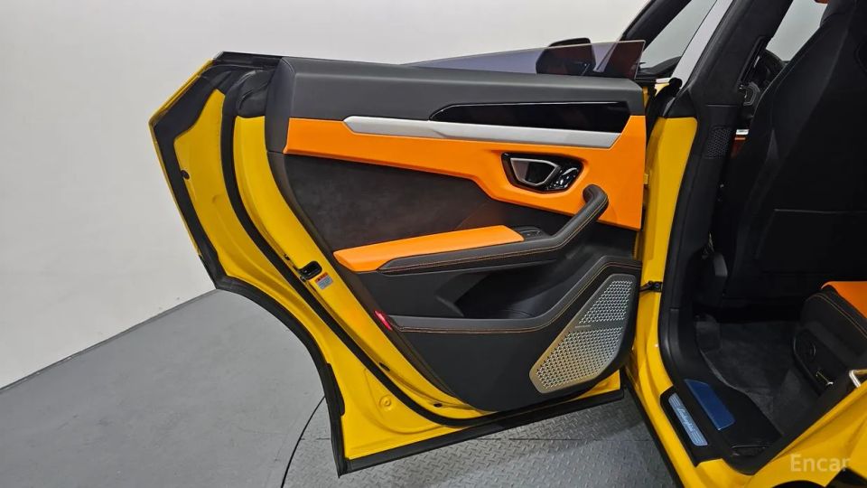 Lamborghini urus