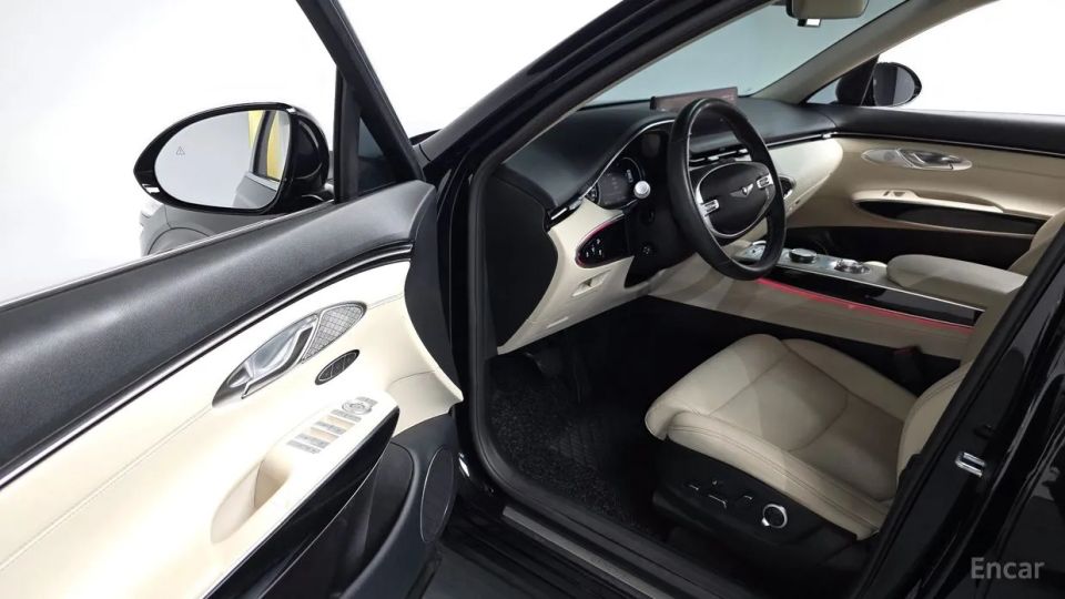 Genesis GV70