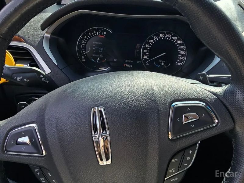 Lincoln MKZ