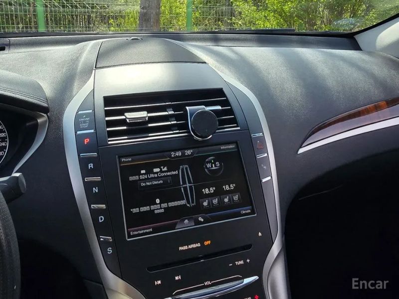 Lincoln MKZ