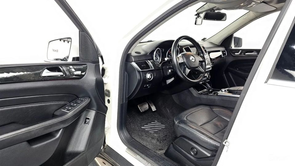 Mercedes-Benz M-class
