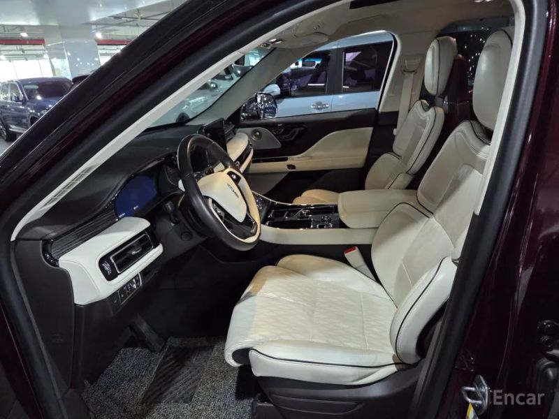 Lincoln Aviator