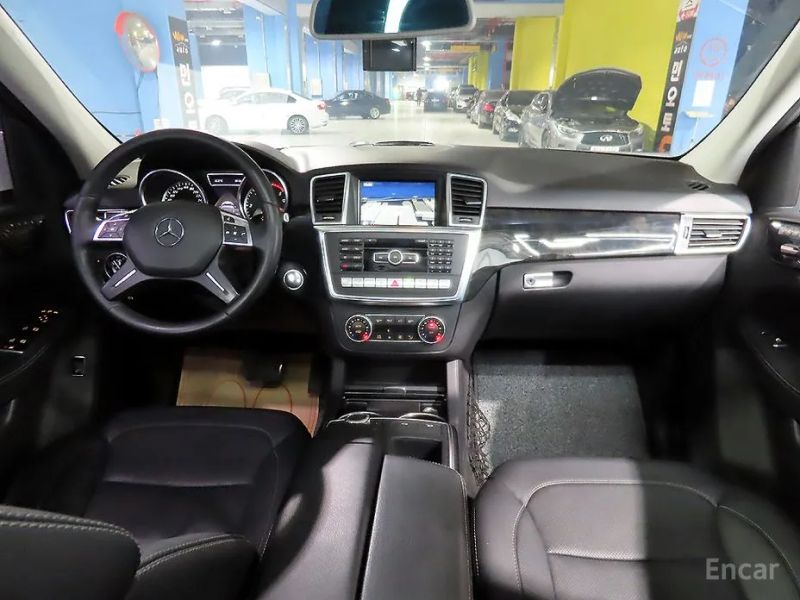 Mercedes-Benz M-class