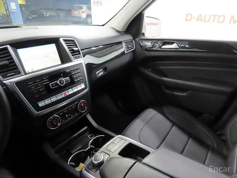 Mercedes-Benz M-class
