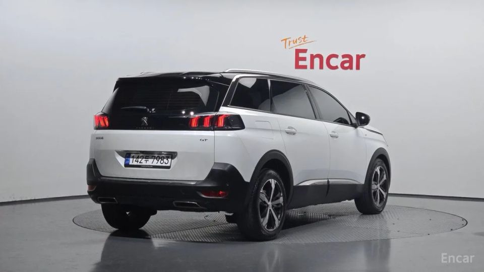 Peugeot 5008