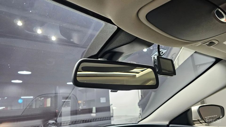 Chrysler 200