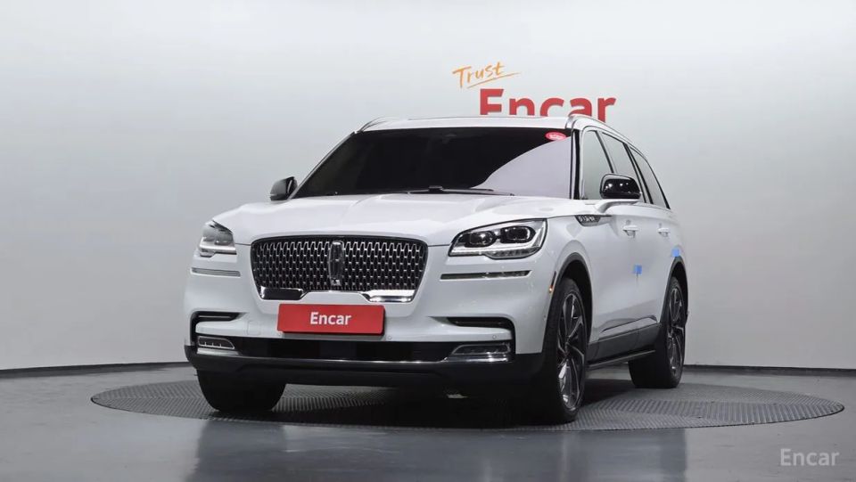 Lincoln Aviator