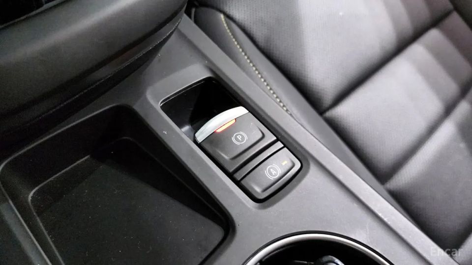 Renault-KoreaSamsung Arkana