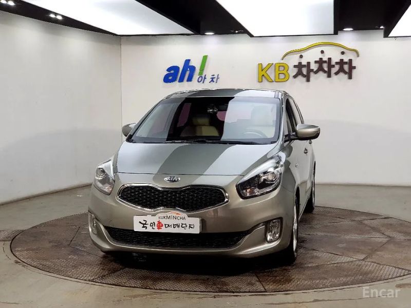 Kia Carens