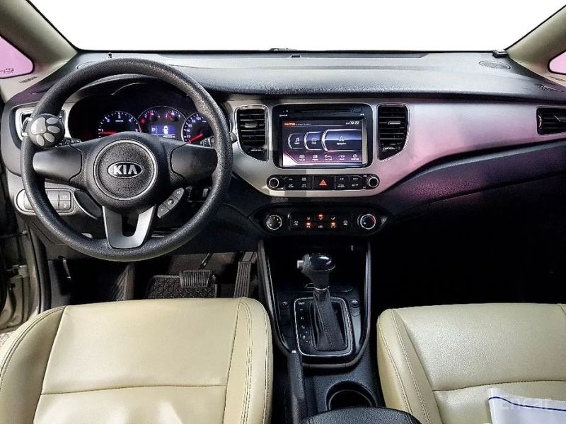 Kia Carens