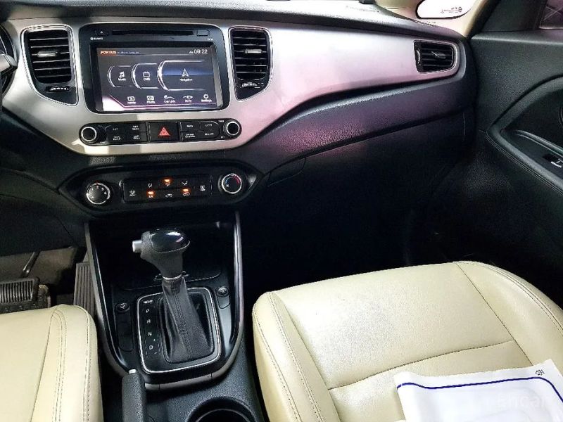 Kia Carens